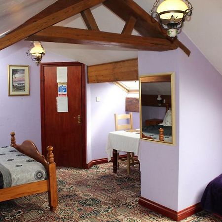 Peakdale Lodge Glossop Exterior photo